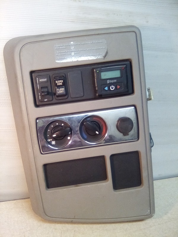 International LT Sleeper Control Panel