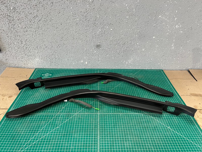 14-22 Range Rover L494 REAR RIGHT LEFT TRUNK TAILGATE CLOSE SENSOR TRIM OEM