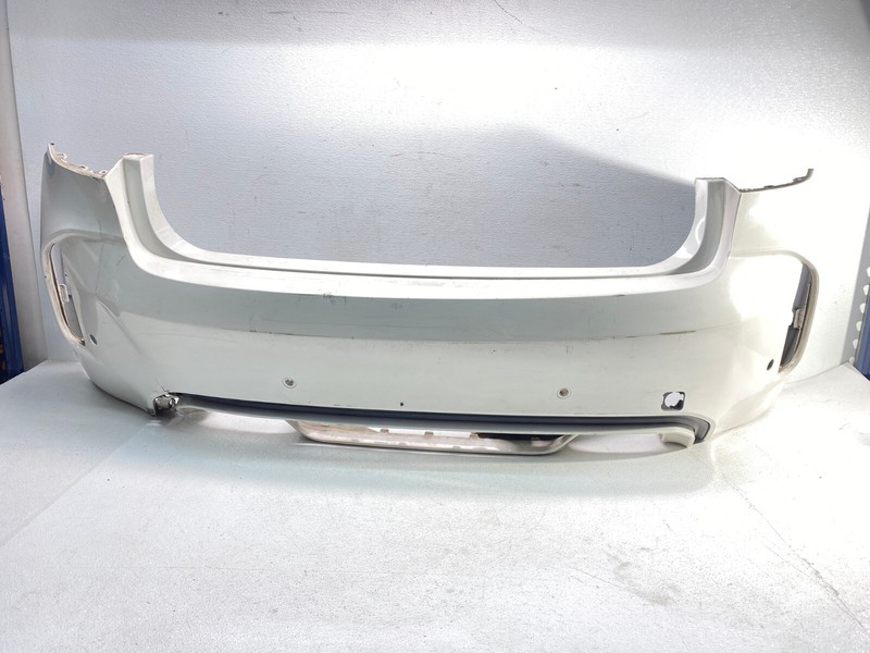 15-19 BMW F86 X6M Rear Bumper Cover Panel w/ PDC Alpinweiss White 300 Note* OEM✅