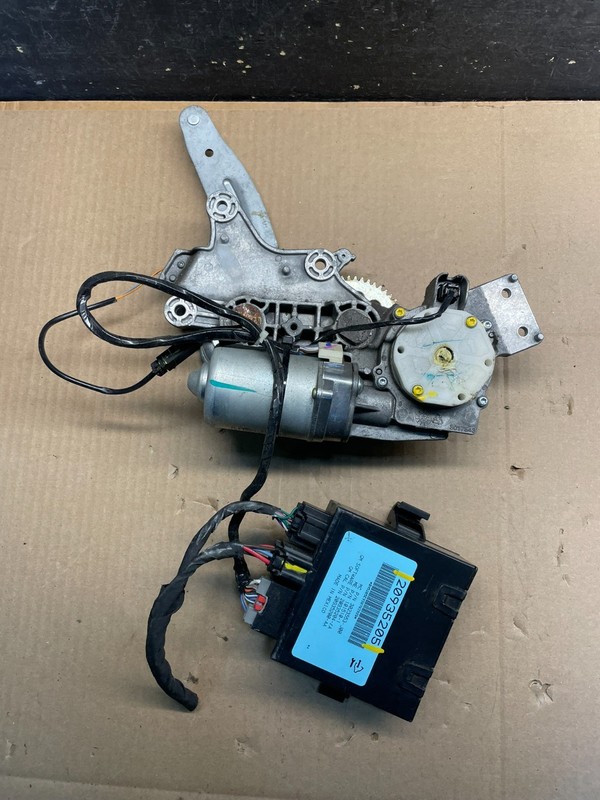 2008-2017 GMC Acadia Enclave Tailgate Back Door Rear Wiper Motor Wiper U2096 DG