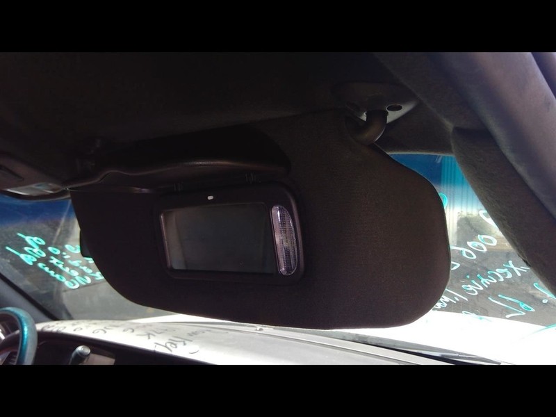 Passenger Sun Visor 123.7" Wb L Series Fits 05-11 LINCOLN & TOWN CAR 1634789