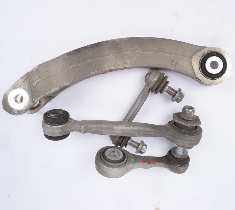2017 - 2025 Alfa Romeo Giulia 2.0L Rear Left Driver Side Control Arm 4Pcs OEM