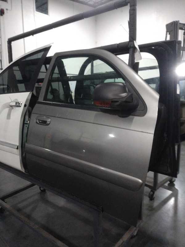 Used Front Right Door Assembly Front fits: 2005 Chevrolet Trailblazer door shell