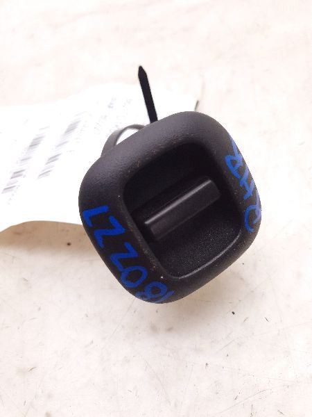 2003 TOYOTA MATRIX PASSENGER SIDE REAR DOOR WINDOW SWITCH