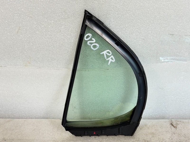 02 03 Lexus ES300 04-06 ES330 Rear RH Door Quarter Vent Window Glass 68188-33030