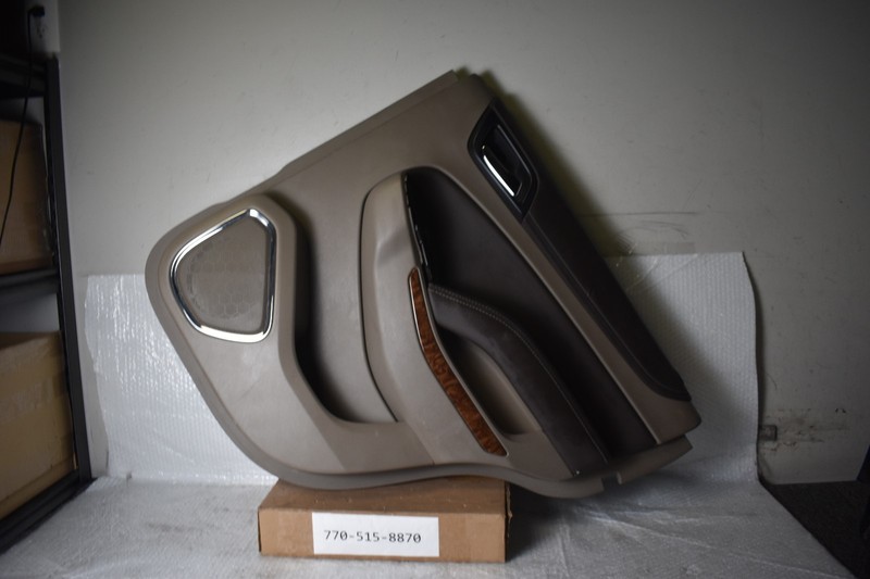 CHEVROLET TAHOE REAR RIGHT INTERIOR DOOR 2015-2020 OEM 2358681
