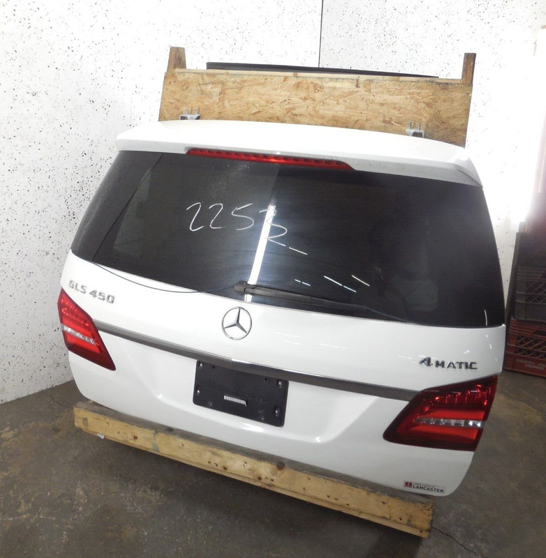 2017-2019 Mercedes-Benz GLS450 Rear Hatch Liftgate W/ Rear View Camera OEM 149