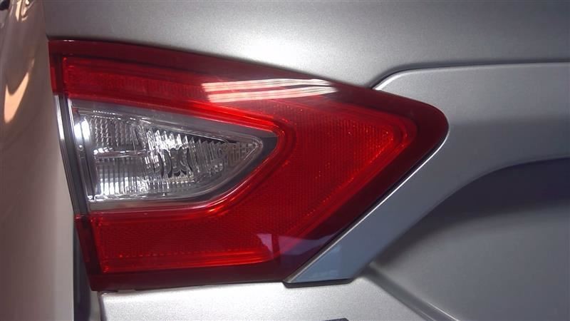 Driver Left Tail Light Lid Mounted Hybrid SE Fits 13-16 FUSION 3385549