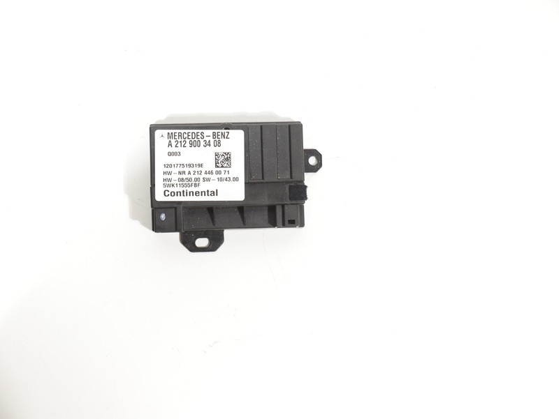 2006-2015 Mercedes W212 W204 E350 C250 S550 Fuel Pump Control Module OEM
