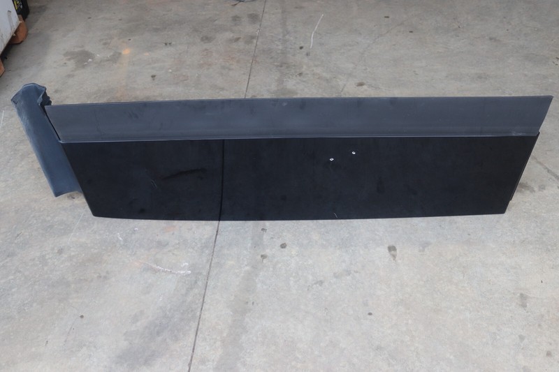 2017-2025 FREIGHTLINER CASCADIA 126 REAR RIGHT SIDE CAB FAIRING SKIRT PANEL OEM