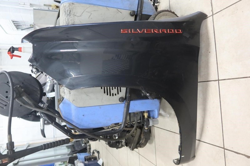 2019-2025 Chevy Silverado 1500 OEM Left LH Driver Fender 84502610
