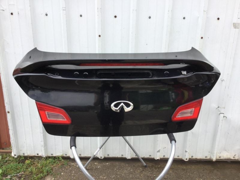 2007-2008 Infiniti G35 Decklid Black With Spoiler Sedan Top Trim Missing