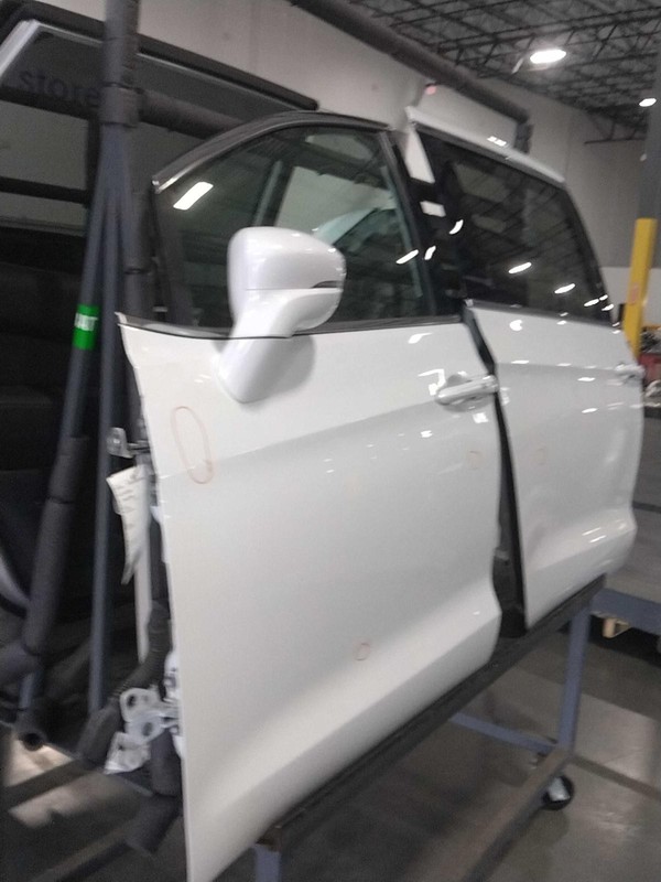 2022 Chrysler Pacifica Left Door White Used OEM 641042 4DR Van 90K Miles