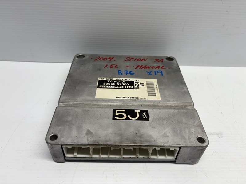 2004 SCION XA ENGINE ELECTRONIC CONTROL MODULE ECM ASSEMBLY