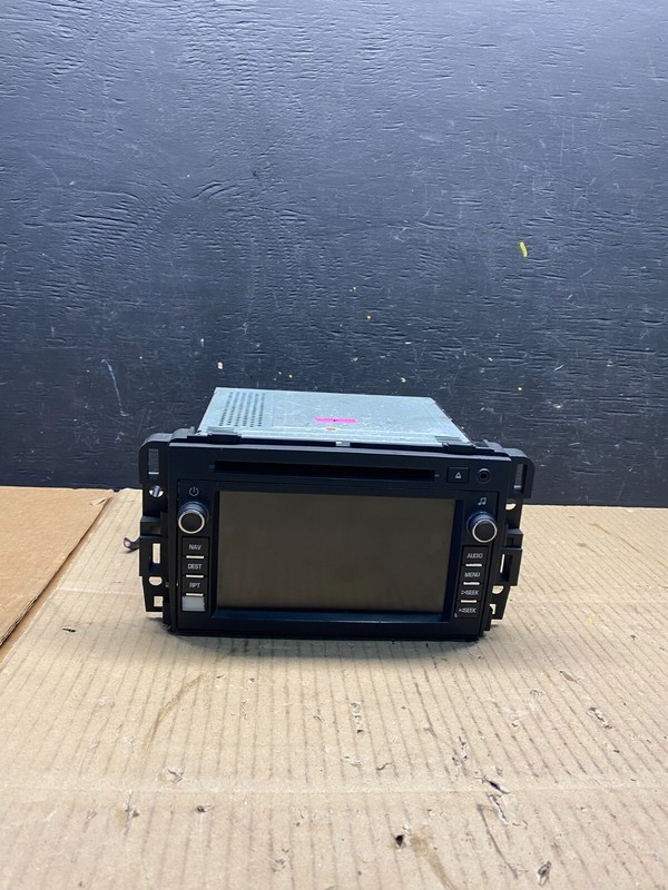 2007 to 2014 Chevrolet GMC Cadillac Radio Navigation Screen Display L0553 DG