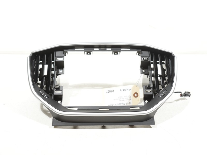 2014-17 Maserati Ghibli Center Dash Display Bezel Air Vent Grille 6700190600 OEM