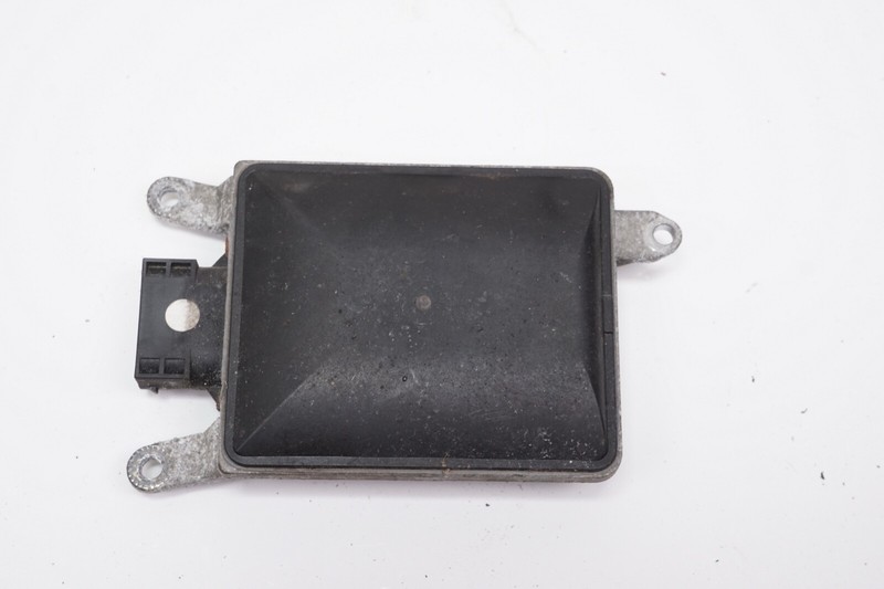 HYUNDAI EQUUS Rear Left Blind Spot Radar Module OEM 2014 - 2016