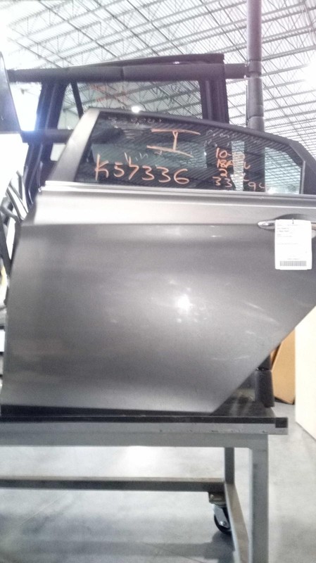 2011 Hyundai Sonata Left Rear Door Silver OEM 575485 339K Miles