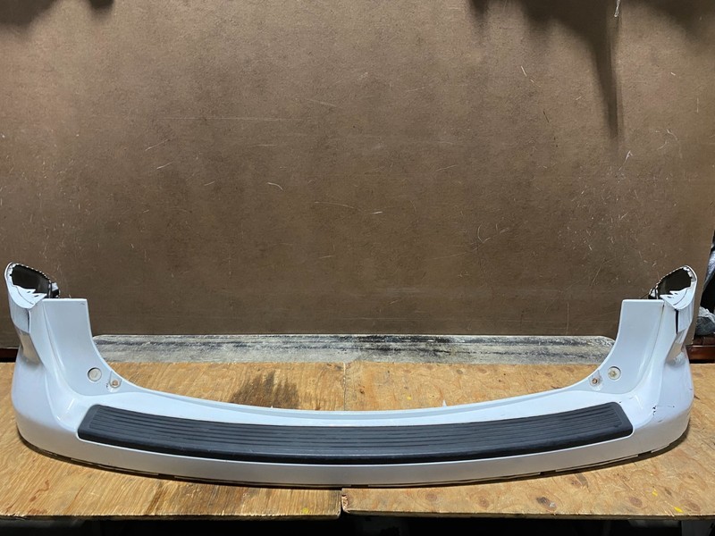 2018 2019 Ford Explorer Police Interceptor Rear Upper Bumper Cover X3512 PS