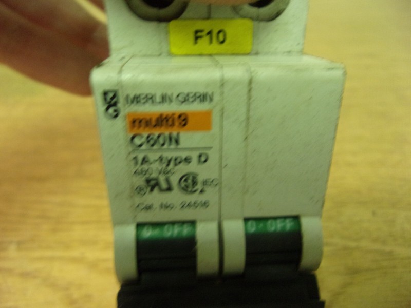 Merlin Gerin Multi 9 C60N 1A-Type D Catno:24516 *FREE SHIPPING*
