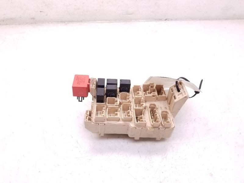 02 03 04 TOYOTA SEQUOIA FUSE BOX RELAY JUNCTION