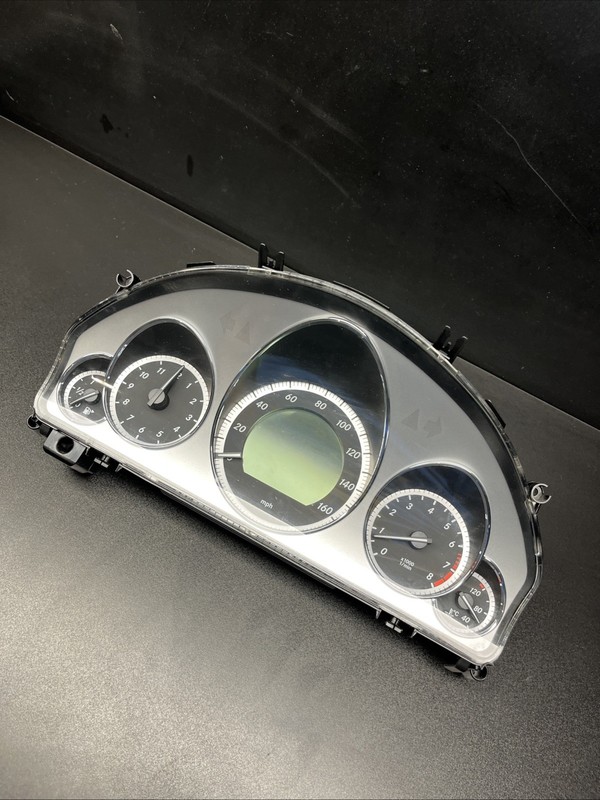 2011-13 Mercedes W212 E350 E550 Speedometer Instrument Cluster Gauge 163K Miles