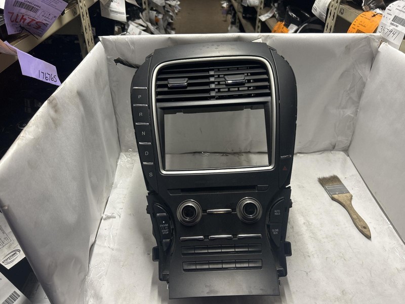 2016 LINCOLN MKX radio control panel heated/cooled seats FA1T18E245EH OEM 16