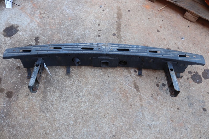 2015-2020 CADILLAC ESCALADE REAR REINFORCEMENT TRAILER HITCH BAR SUPPORT OEM