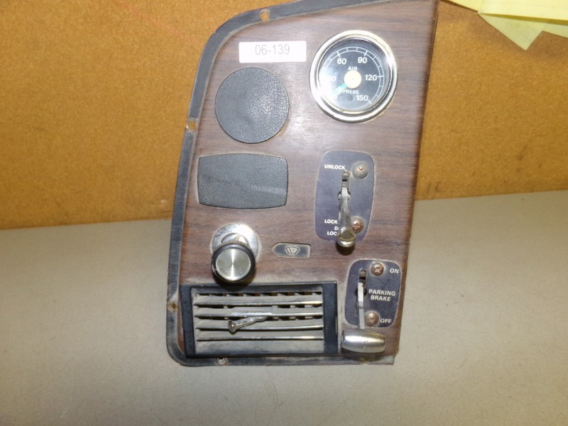 Switch Panel with Pressure Gauge E3HT-4484-BA *FREE SHIPPING*