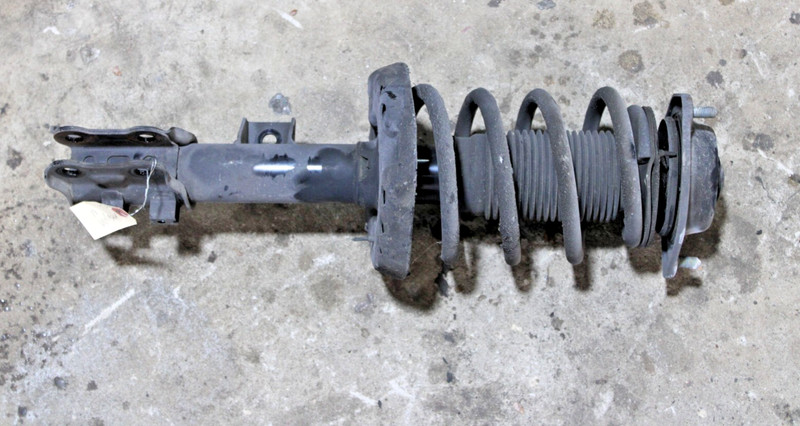 2012 - 2017 HYUNDAI VELOSTER 1.6L FRONT LEFT DRIVER SIDE SHOCK STRUT ABSORB OEM