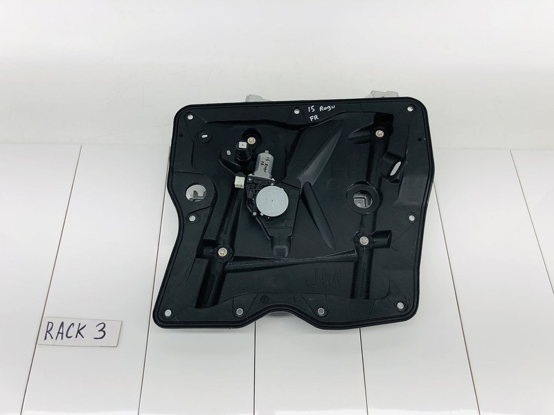 08-15 NISSAN ROGUE FRONT RIGHT PASSENGER SIDE DOOR WINDOW REGULATOR CARRIER OEM
