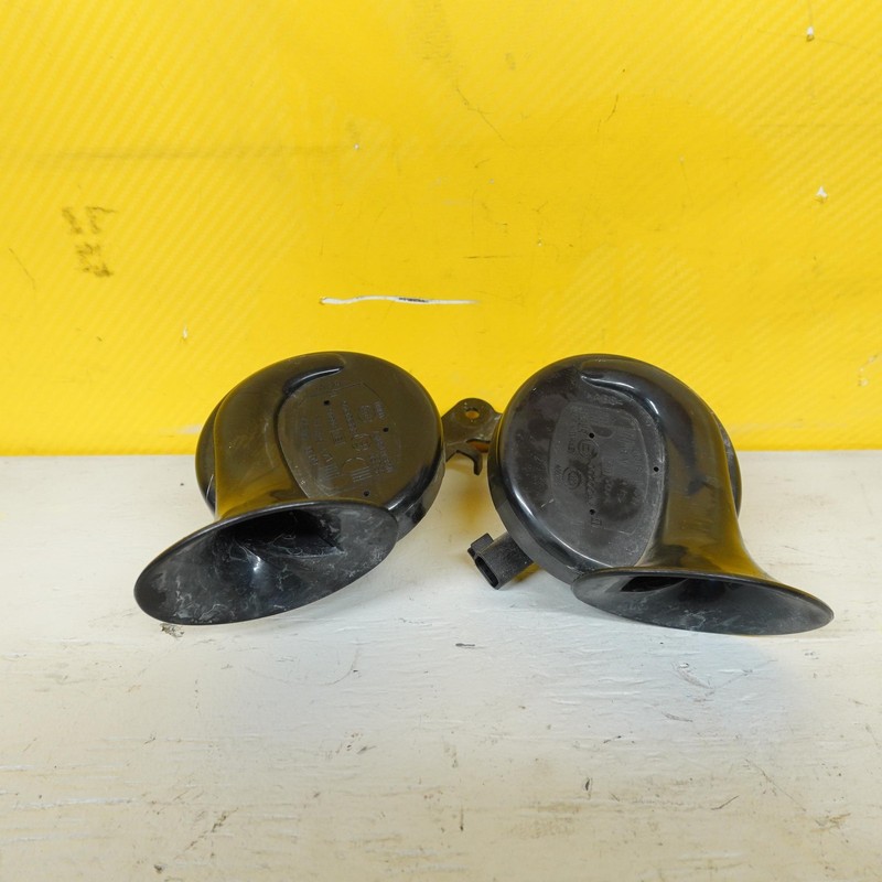2021-2025 TESLA MODEL S LOW & HIGH DUAL TONE NOTE HORN SIGNAL OEM 1623705-00-C