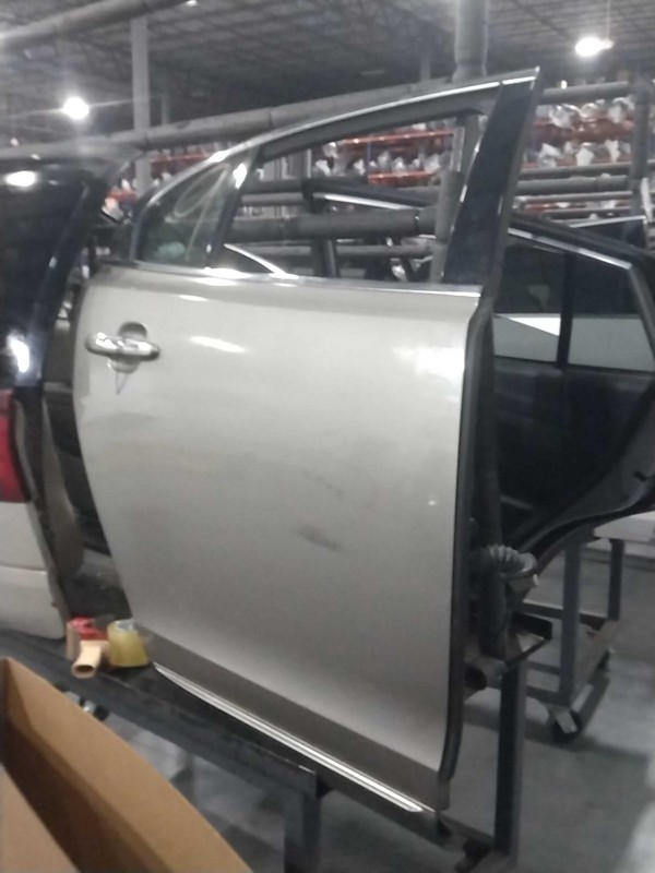 Lincoln MKS 2015 Right Rear Door SILVER 74705 4090
