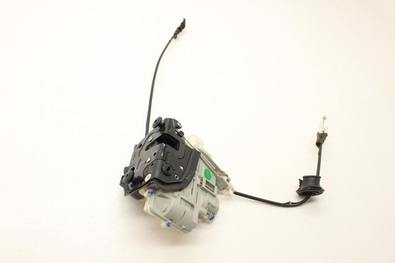 10-16 PANAMERA Turbo AWD Passenger Right Rear Door Lock Latch