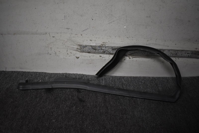 LAMBORGHINI WINDOW TRIM FACTORY OEM