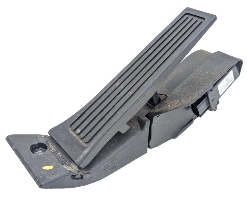 2013 Hyundai Genesis Coupe Accelerator Pedal OEM 151023 N0050