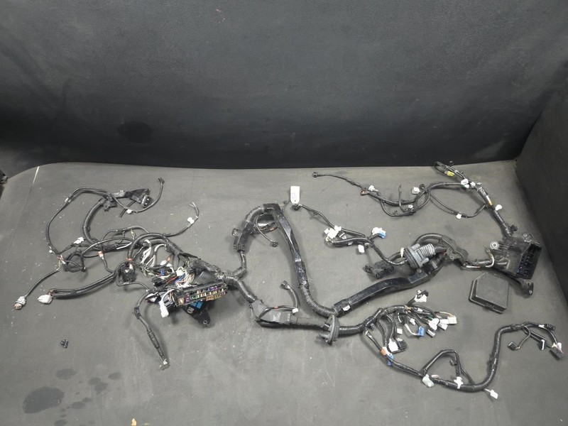 Engine Room Wiring Harness 2021 Toyota RAV4 82111-0RD60 2022 For Parts X