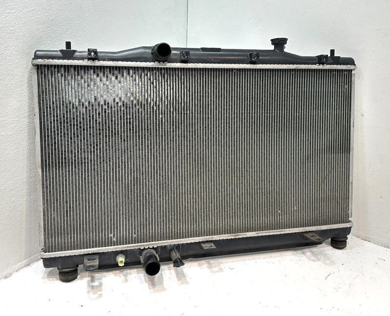 2018-2022 Honda Accord Hybrid Engine Coolant Colling System Radiator OEM