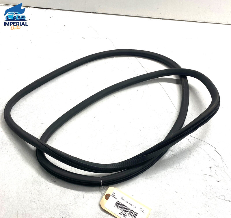 2010-2016 PORSCHE PANAMERA Front Left Driver Side Weatherstrip Seal Gasket OEM