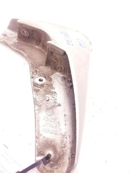 2000 TOYOTA SIENNA LE DRIVER SIDE FRONT MUD GUARD