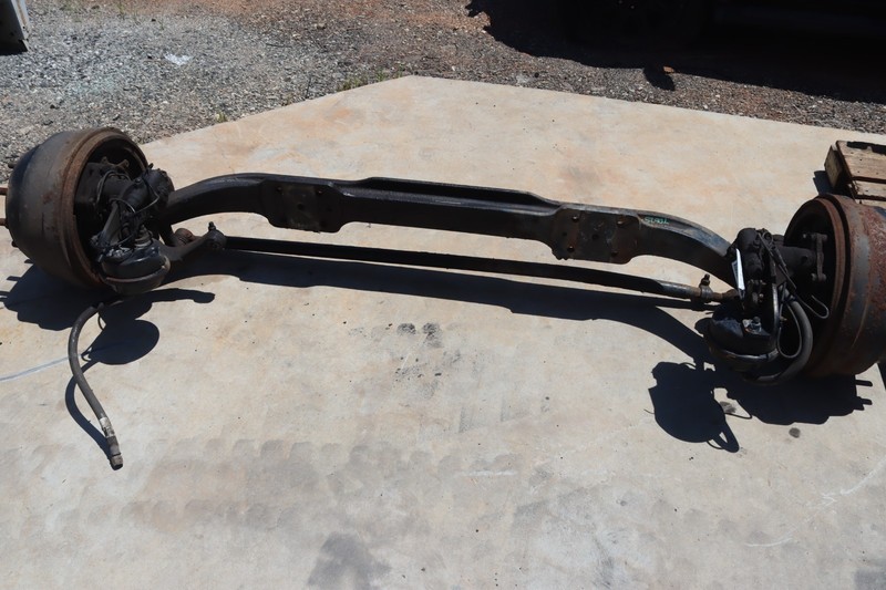 2018-2025 FREIGHTLINER CASCADIA 125 FRONT STEER AXLE CARRIER RATIO 3.08 OEM