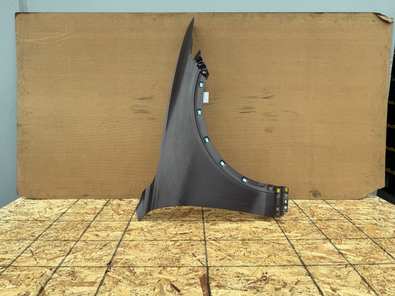 GENESIS GV70 2022-2026 OEM RIGHT PASSENGER FENDER ASSEMBLY (GRAY)