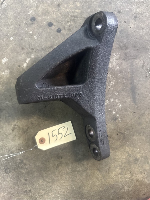 DETROIT DD15 REAR ENGINE MOUNT 01-31872-000