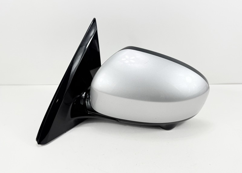 2013-2016 Nissan Pathfinder Left Driver Door Mirror Silver Heated w/ Camera OEM