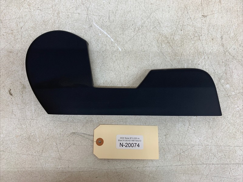 ⚡️24-25 Tesla M3 RH Driver Seat Trim Cover and Bracket 1618234-00-F 20074 B29