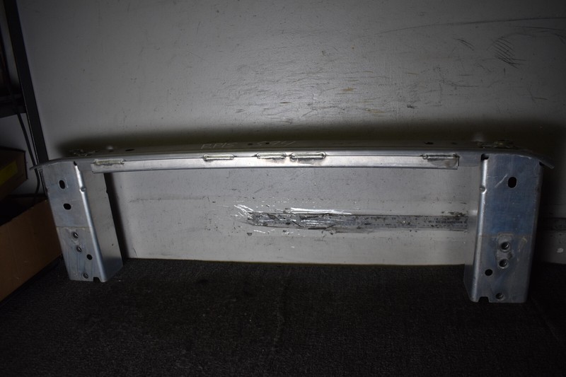 JAGUAR I PACE REAR REINFORCEMENT BAR FACTORY OEM