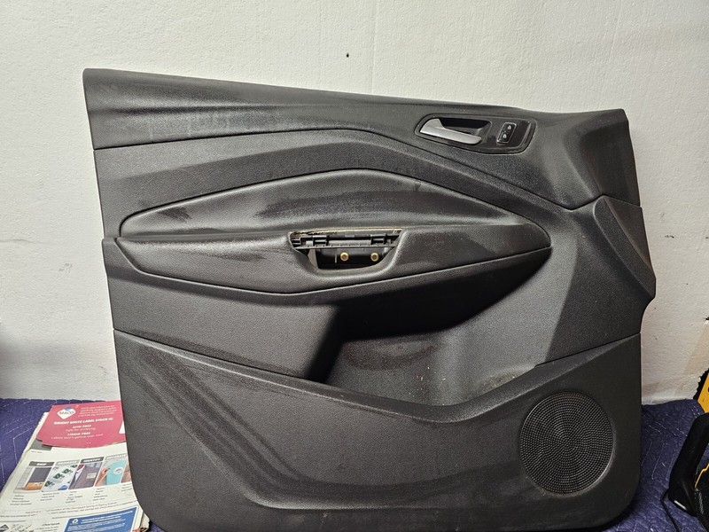 2013 Escape Lh Driver Side Front Door Interior Trim Panel Black 8b