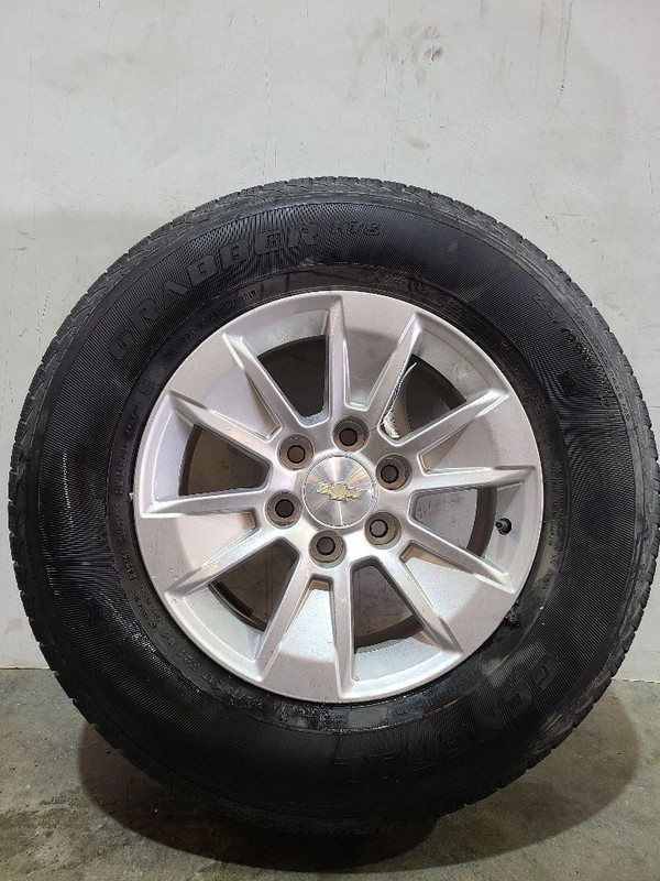 Wheel 17x7 7 Spoke Aluminum Spare Opt S2B Fits 21-23 ESCALADE 579511