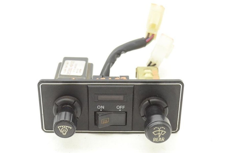 1982-1983 Datsun 280zx 2+0 Turbo MT Dimmer Defrost and Rear Wiper Switch
