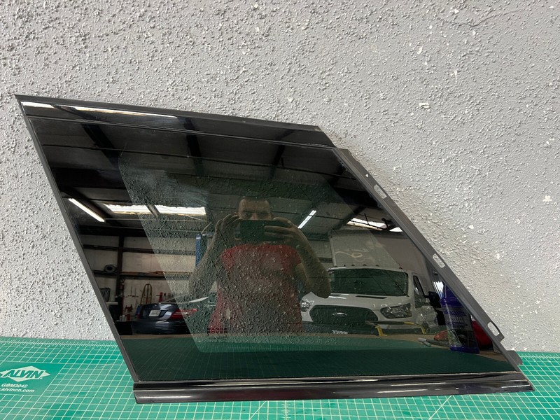 14-22 Range Rover Sport REAR LEFT DRIVER SIDE QUARTER PANEL WINDOW GLASS OEM